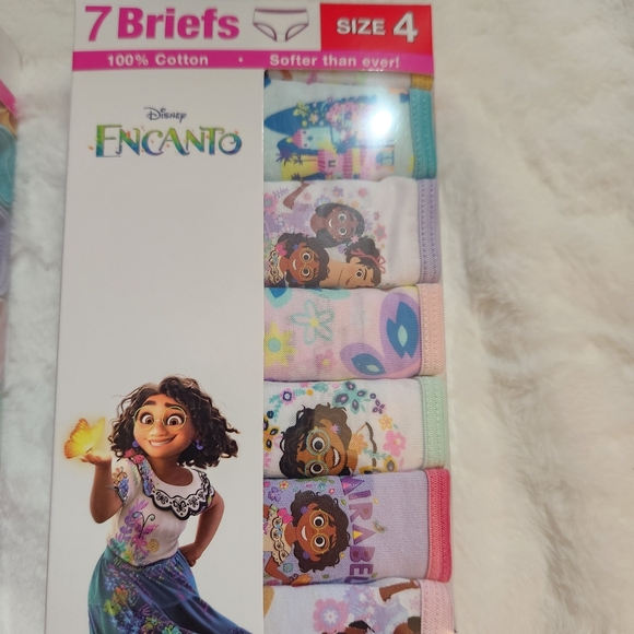 Disney Encanto/Wish Assorted Girls Panties Briefs Lot Of 2 (14 Pair) Size 4 NEW - Picture 4 of 6